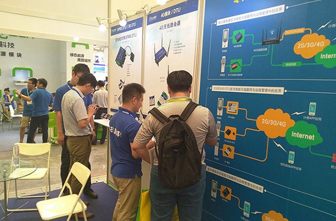 第六屆上海國際充電樁技術(shù)設(shè)備展覽會(huì)現(xiàn)場講解